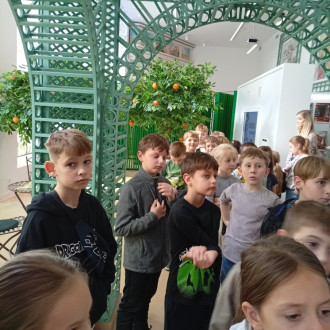 uczniowie - strefa edukacyjna